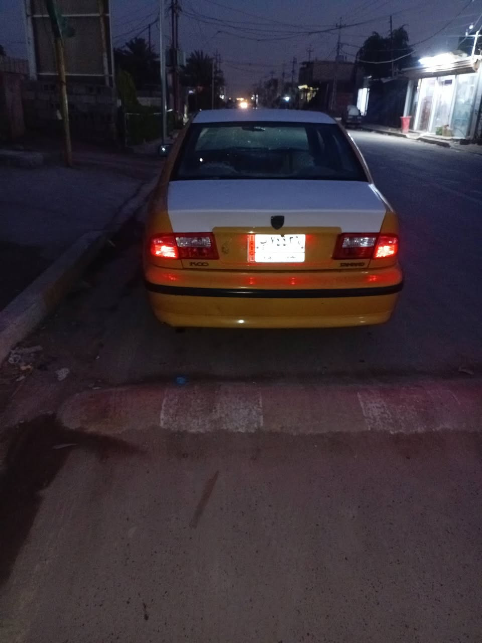 سمند مديل ١٢ سياره جاهزه اي نقص مبيها بلاديه لاصبغ ولاتبديل كير مكينه تبريد كله نضيف مصفره هيئة غرامات سعرها ٣٤ مكان السياره بغداد حي أور سبع اقصور ***********
