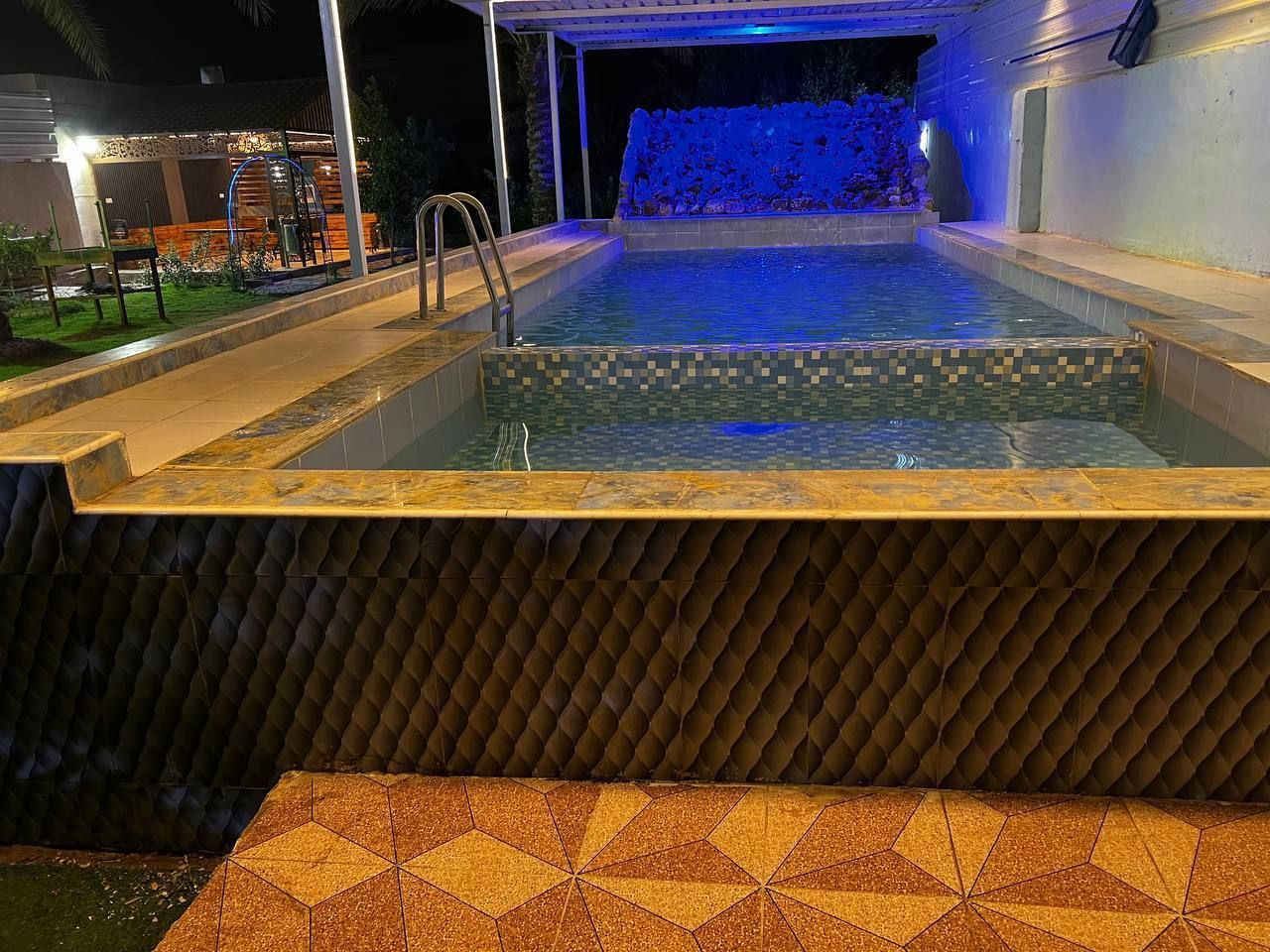 جمعتكم وراحتكم ببلد.. صارت بمكان واحد! 🌊
​وفرنالكم مزارع في قضاء بلد تمتاز بالدمج بين الطبيعة والبناء الحديث الخيار المثالي للجميع 😌❤️  وبأسعار مختلفه واكيد يمنه مخفضه😎 رااااااسلونه خاص لبقيه التفاصيل #احجزو شنو منتظرين 😒🤭


**إذا كنت صاحب هذا الإعلان وتريد حذفه لأي سبب، رجاءا أرسل رسالة إلى الدعم الفني**