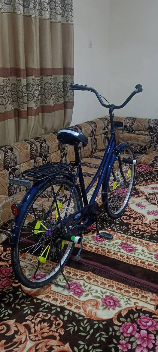 بايسكل مديل 2017 لون نيلي نضافه شوفت عينك شركه BROAD و لون مميز بس بي لعبه بل تاير الوره ماناقصه شي عوزه بس سايق  السعر 135 المكان البصره وبي مجال قليل اي استفسار خاص ❤️


**إذا كنت صاحب هذا الإعلان وتريد حذفه لأي سبب، رجاءا أرسل رسالة إلى الدعم الفني**