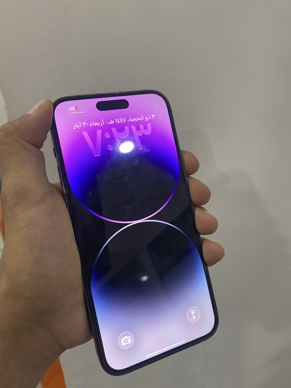 14 برو ماكس
اللون البنفسجي 💜

نسخه الدبل شريحه 

مستبدل شاشه اصليه الوانها وسلاستها حلوه

بطاريه 100 مستبدل 

السعر 525 لاستفسار اتصل ‭0774 720 5384‬
