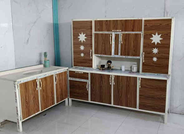 كاونتر المنيوم مترين وسنك مرمر السعر 290الف للحجز واتساب  ***********
