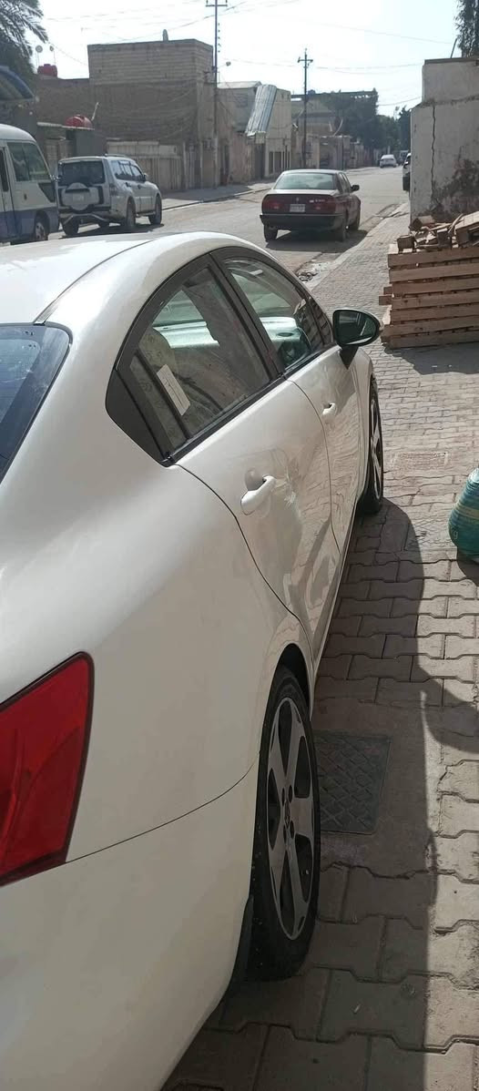 السلام عليكم
كيا ريو 2013 ,كير جديد ومكينه جديده
تبريد شغال صبغ اسفل قبق البانزين ونص الباب الخلفي بي صبغ مكينه 1600 السعر 90 بيها مجال  العنوان نجف ***********
