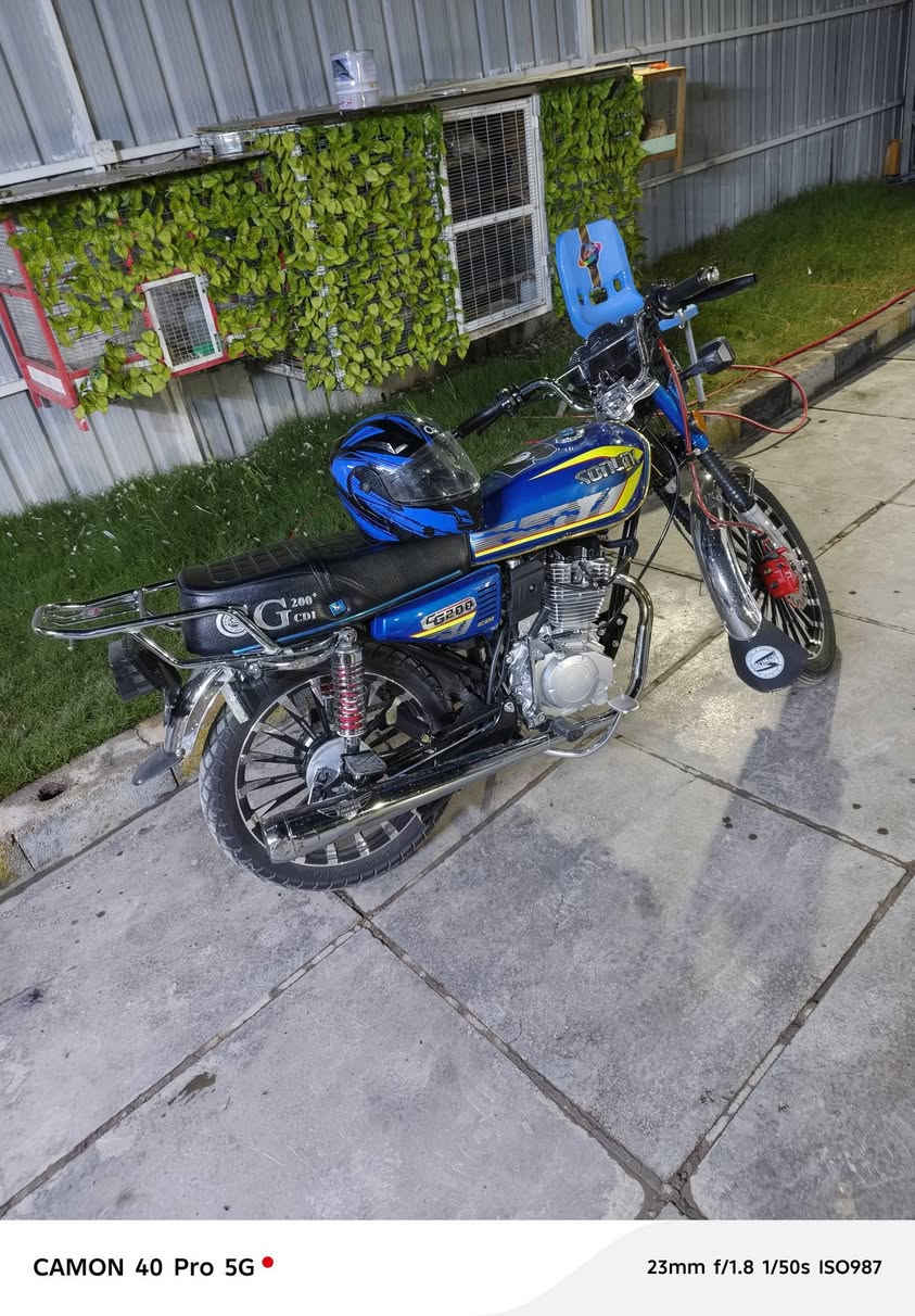 سلام عليكم دراجة سيفان موديل 25 مكينة 200 زيرو ترايك للبصرة سعر 900 وبيهة مجال مكاني بغداد الرقم ***********
