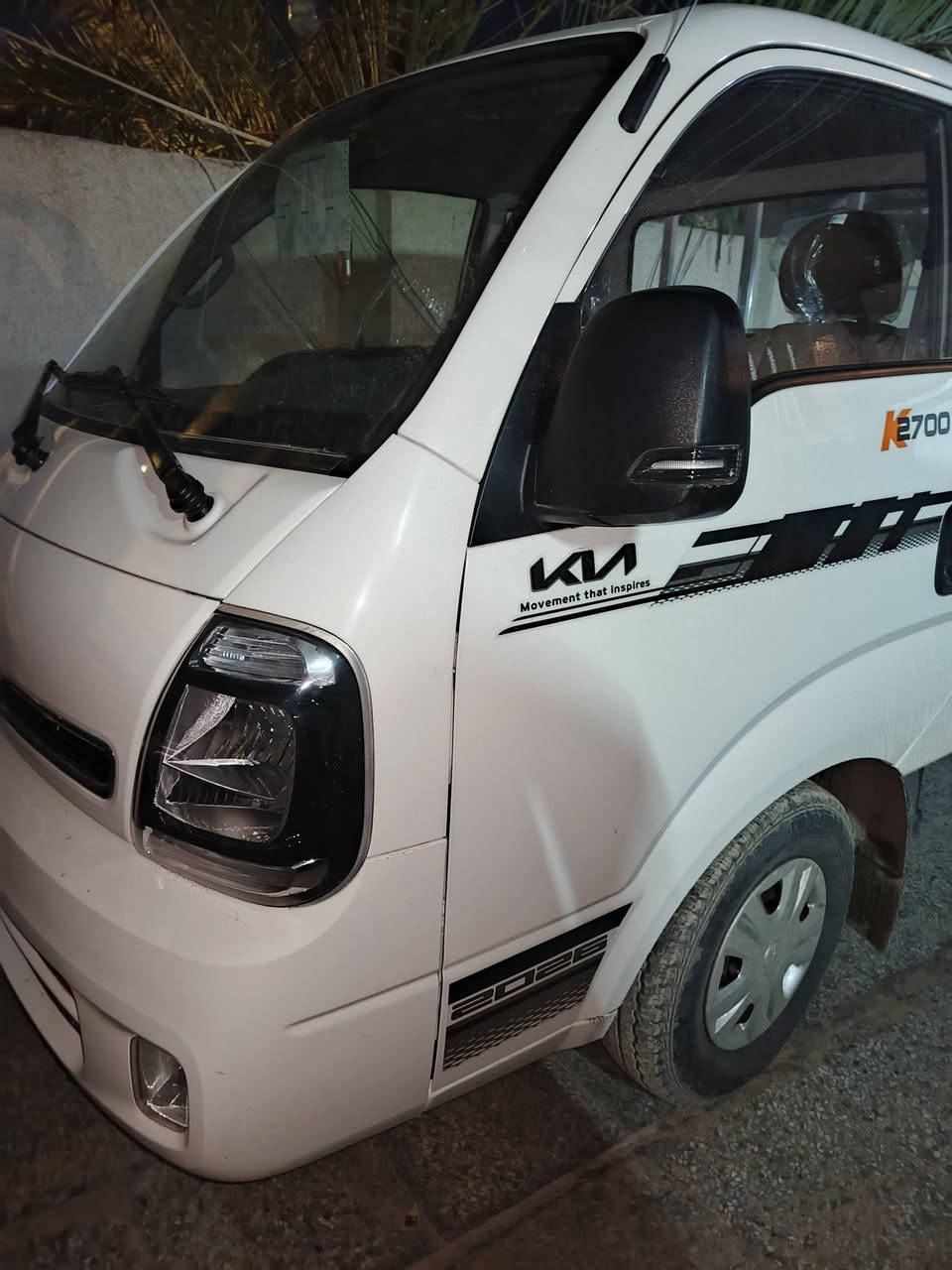 سلام عليكم كيه موديل 2025 زيرو ماشيه 200 كيلو رقم بغداد مكان بغداد الهاتف***********
