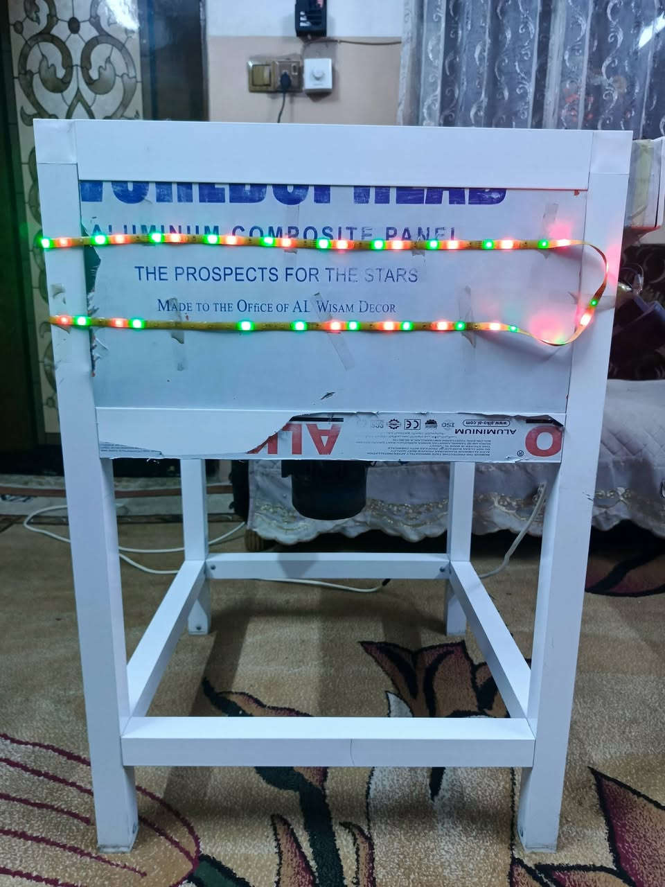 السلام عليكم مكينه شعرية للبيع المينيو جاهزه كامله شرط شغالة الاستفسار على الخاص او على هذا الرقم ***********
