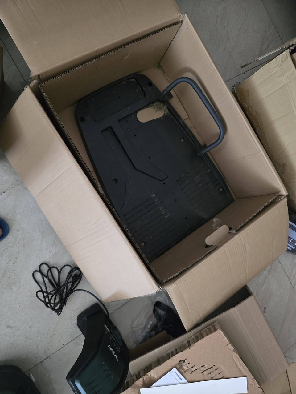 مستخدمه الماني ريبورت حدائق الماني اعله سعر


**إذا كنت صاحب هذا الإعلان وتريد حذفه لأي سبب، رجاءا أرسل رسالة إلى الدعم الفني**