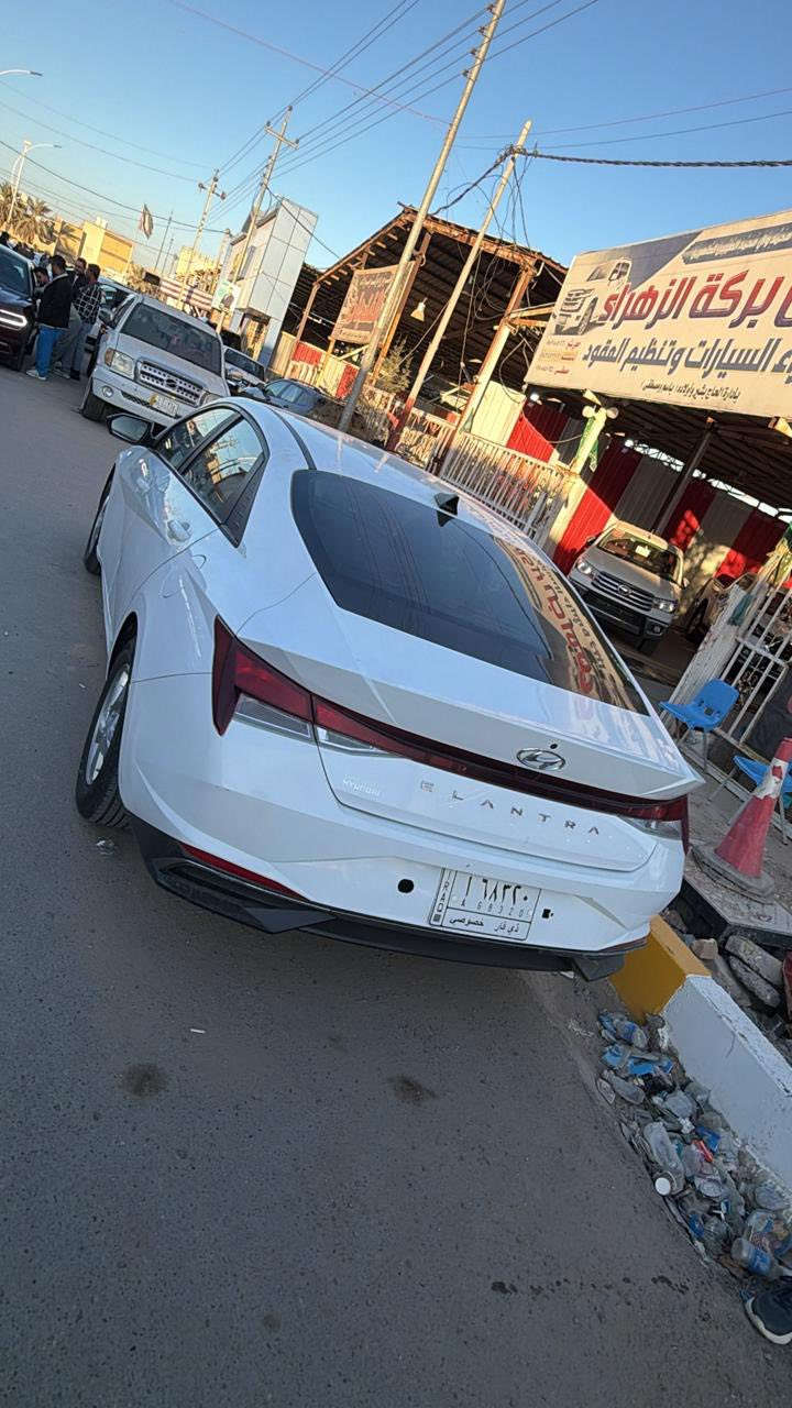 للبيع النترا 2021 معوقين ذي قار سيارة جديدة مواصفات SLE صور الحادث موجوده بدون ايرباك سيارة ماشية 60 باقيله سنۃ وصير حره وكالة ثاني يوم مكان ذي قار سوق الشيوخ السعر 144 وبيه مجال  ***********
