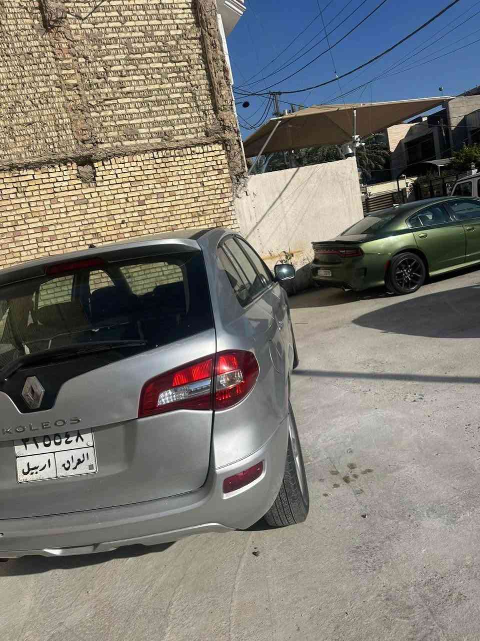 السلام عليكم 
رينو كوليوس 2011
 رقم اربيل تحويل ثاني يوم 
مكينه 2500  بدون تبخير بدون تنقيص✅✅
 مكينه كير  كله مكفول وع الفحص ✅
تبريد حداديه جاهزه ع الفحص✅
🟩🟩 مواصفات السياره 
شفتات استيرن وضعيات قياده وباقي المواصفات المعروفه بالسياره بصمه فول الفول

 السياره جديده  وبسعر معقول  وبلعافيه ع الياخذه 😍✅

السعر 88 ورقه وبيها مجال بسيط السياره حلوه واقتصاديه وعائليه 
*********** بغداد, العراق
