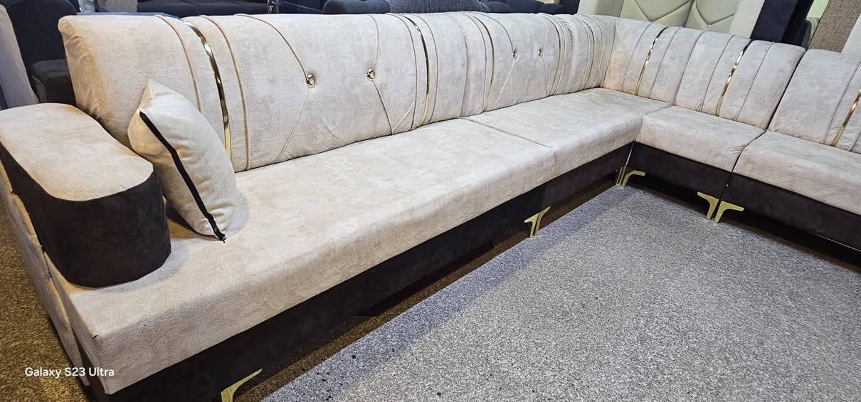 عرض تفليش الاسعار🥰🥰
290 الف 
تخم ديوان ستندر👌 7 متر 
11 مقعد .العرض فتره شهر رمضان
يوجد توصيل .داخل محافضه بابل واطرافه
العنوان.. 
بابل القاسم شارع العام
 مجاور مستشفئ القاسم مجمع التاج للاثاث المنزلي 
مقابيل اسواق المطراوي
***********
