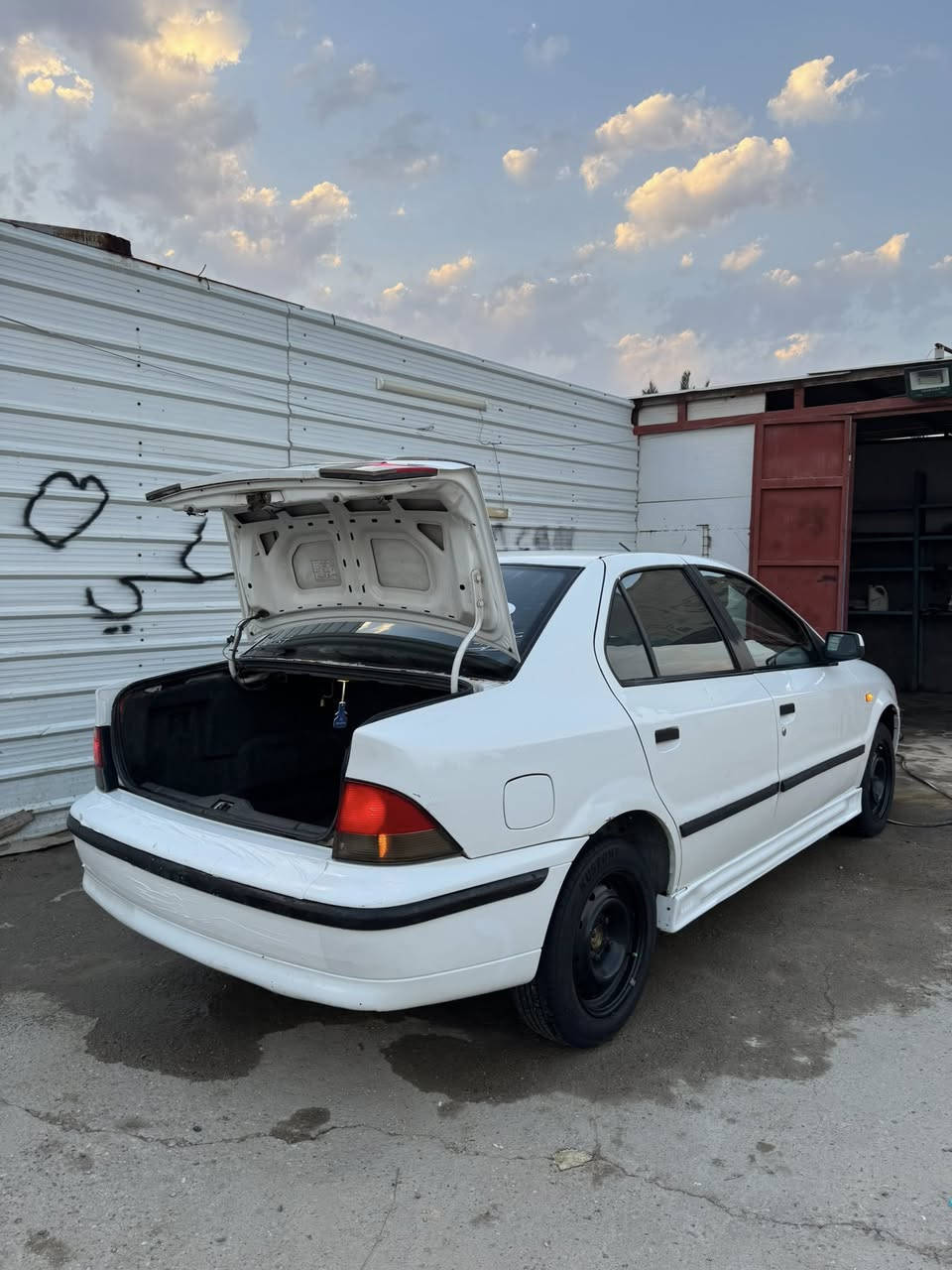 ***********
السلام عليكم اخوان قبل كلشي السوك كلشي بي
بي الجديد والجاهز وسلعة جناي وبي ملزك وتعبان وراكض وكلشي بسعره ميعجبك سعر السياره جوه نعالك بس لا تكسر بيها اعبر المنشور فدوه اروحلك

سمند 2010 خصوصي ابيض رقم كربلاء ب اسمي رقم انكليزي هزه مصارلها كم شهر حته الهزه ما ساقطه صفر غرامات
سياره كفاله عامه عدا خشم جاملغ عبري بارد فقط لا غير
تخم تاير مكينه كير حداده بالفلين سياره معدل180 ترايك وين متريد محدث بجم 17 سستم سماعات ومسجل شاشه لمس دركه صاج وتخم بردات كويتي 100‎%‎ سياره ادامه كامله تخم بلك واير بلك ماي زيتي دهن كير فلاتر كامله عبوه ايساكو نوزلات اقتصادي صرف ماكو اويل بم واتر بم باتري كله جديد فانات ايساكو السياره قطعه تجاري مابيها كله اصلي شركه داخلها فلين تبريد ثلج سنتر لوك حته قبق البانزين يقفله سياره جاهزه ع اخر حبايه كلوب نقص مابيها برغي نقص مابيها حماوه ثابته جوزه بلاديه سياره جطلات تحوير ماكو كله بلاد صدر امامي خلفي جديد جاهزه للشارع وترايك وين ماتريد لايت زنون وياها سعره ورقه عالي ناصي تخم اشاير لد بك لد سياره مال جناي على ايدي كل تفاصيلها وبالخير عليه الي تصير من نصيبه لان متعوب عليها كلش هواي 

سياره سعرها47 ورقه وبيها مجال بسيط والسوك كلشي بي 
مكانها ميسان العماره مركز المدينه
