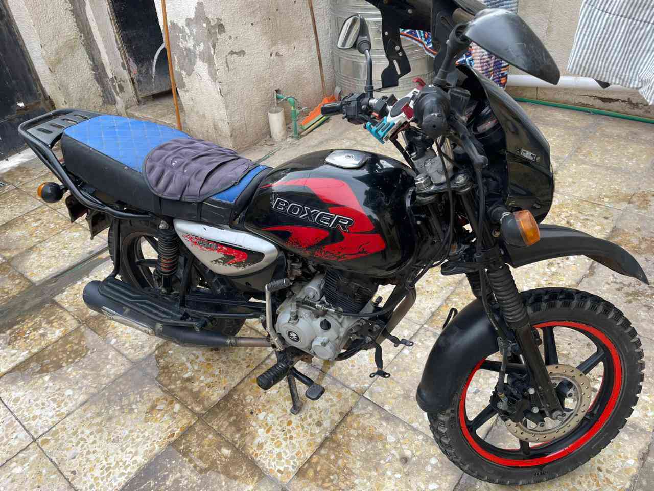 بوكسر موديل 21 بسمي تحويل ثاني يوم
مكاني بغداد مدينه الصدر 
***********
السعر 1600
