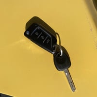 سياره اكسنت ٢٠١٢ خليجيه   مكينه كير مكفوله كهربائيات كلها شغاله ريمونت...