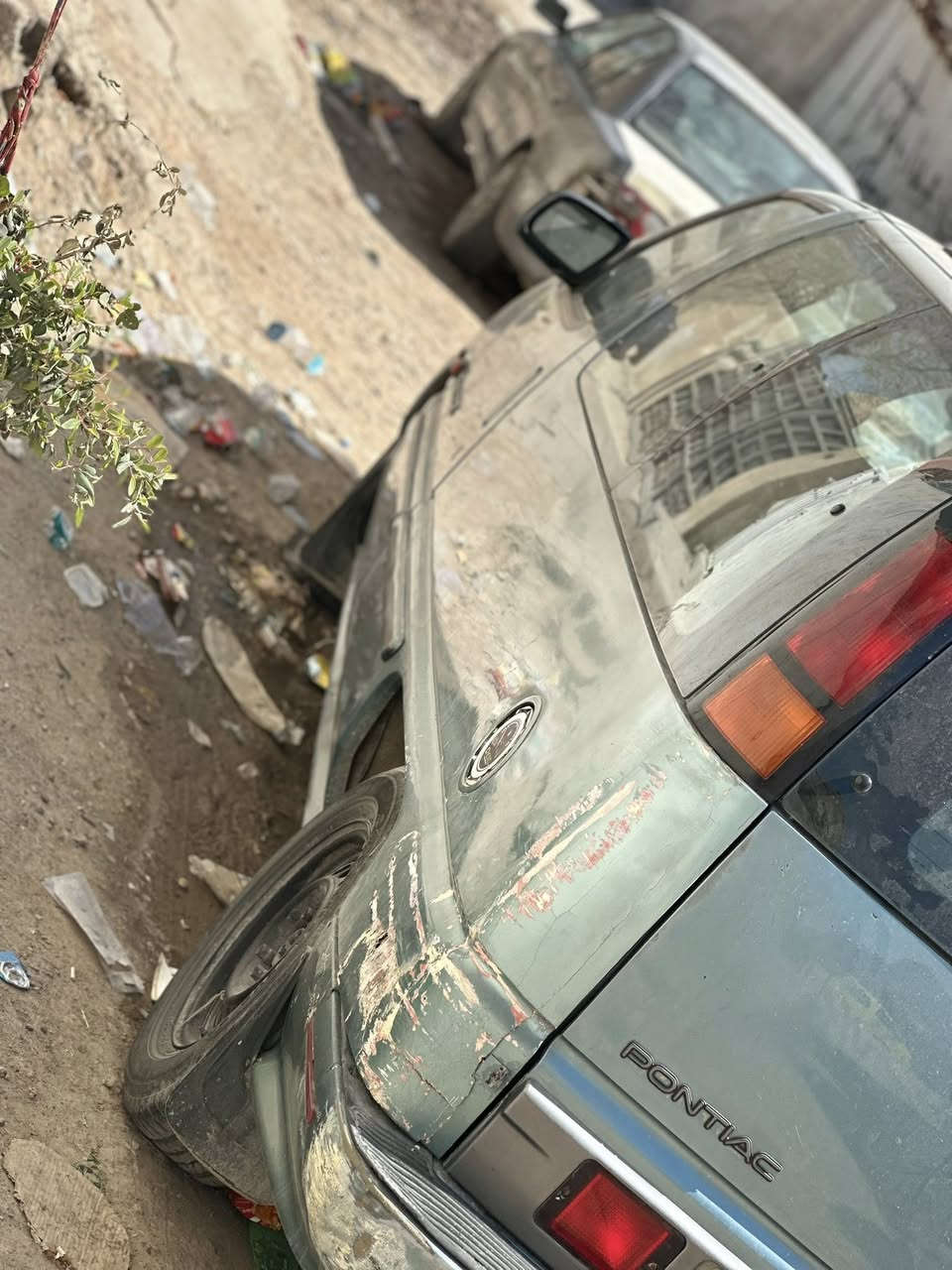 بونيتاك موديل94 رقم بغداد محرك تعبان كير جديد دوخا نضيف شرط تحويل ***********بفداد جسر دياله
