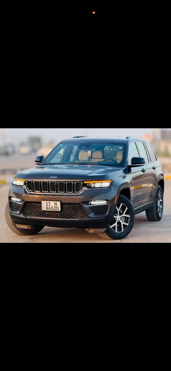 للبيع - جيب جراند شيروكي ليميتد 2024 🚗
🔹 الموديل: 2024
🔹 الفئة: Limited
🔹 اللون الخارجي: فيلي 
🔹 اللون الداخلي: (اوف وايت)
🔹 العداد: (15000 mi)
🔹 نظام الدفع: دفع رباعي
🔹 المحرك: 6 سلندر / V6
🔹 حالة السيارة: نظيفة جدًا 
🔹 الحادث : موضح في الصور
🔹 الميزات: شاشة كبيرة – كاميرا 360 – كير ماوس -مقاعد جلد – أنظمة أمان متقدمة – تشغيل بصمة – وغيرها الكثير!

💰 السعر المطلوب: (350 مرقم بغداد وبيها مجال)

📞 للتواصل والاستفسار: (***********)
