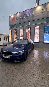 2020 عروش 530i معروفه مواصفاتها ميحتاج اشرح كلكم تعرفون مواصفات العروش...
