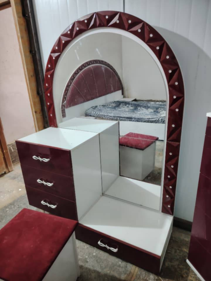 غرفه تركي ضخمه اخت. الجديد كامله تركي اصلي ثقيل سعر 475 المكان ديوانيه *********** بي وتساب ديوانية, القادسية
