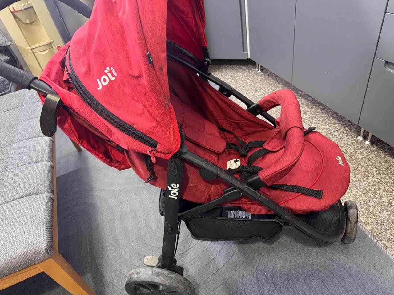 السلام عليكم عربانه ماركة جوي مستعمل نظيف بدون اي ضرر تتحمل وزن ٢٠ كيلو والسعر ١٧٥ الف ومكاني المنصور بغداد, العراق


**إذا كنت صاحب هذا الإعلان وتريد حذفه لأي سبب، رجاءا أرسل رسالة إلى الدعم الفني**