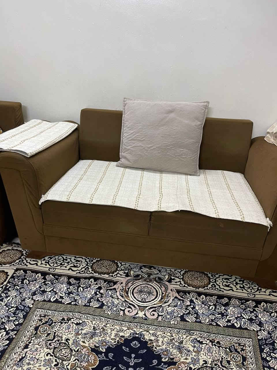 سلام عليكم
تخم 10مقاعد للبيع.   السعر 450
العنوان الاعضميه قبل جسر صليخ 
***********
