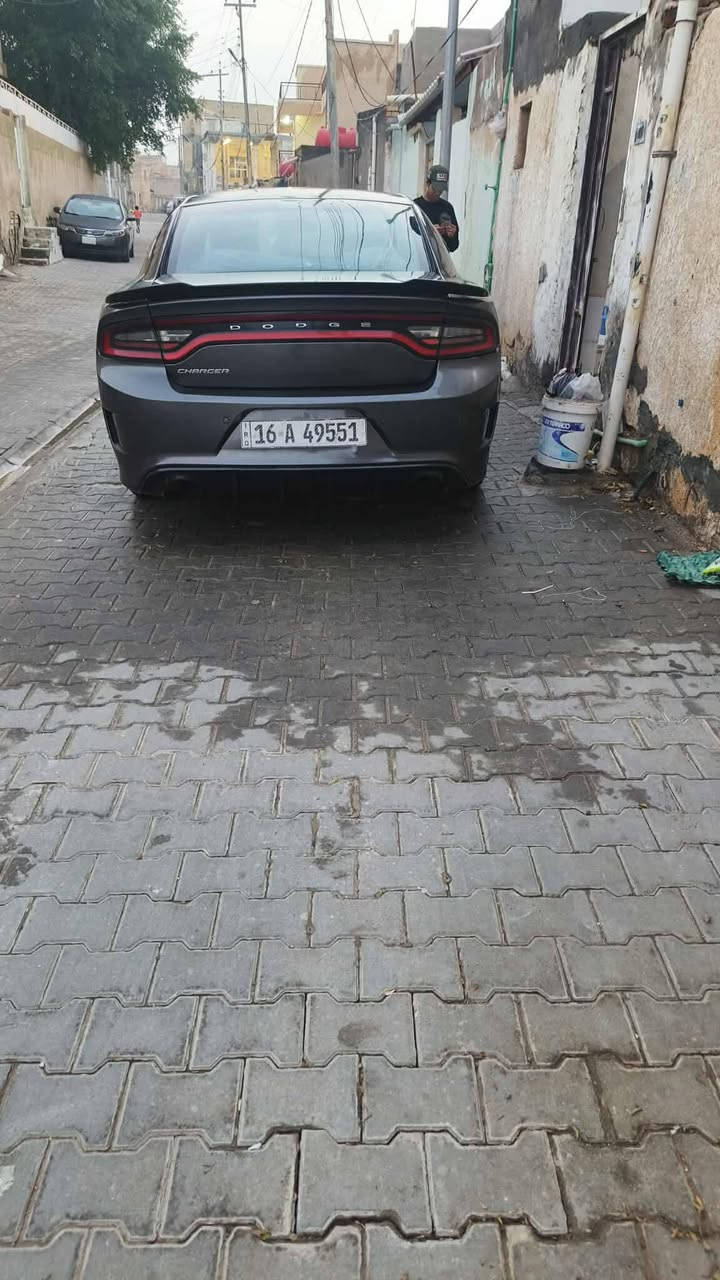 جارجر موديل 2016 جي تي فول مدينه 3600توويل فتحه سقف شاشه
كبيره كشنات حضن كهرباء كامره خلفيه حساس خلفي تشغيل عن بعد لون رصاصي بيه 5 قطع داخله 
كلين استخدام شخصي رقم قادسيه الجديد سعره 150وبيه مجال 
مكان السياره مثمى الدرهم مراوس 13لو 14
***********
