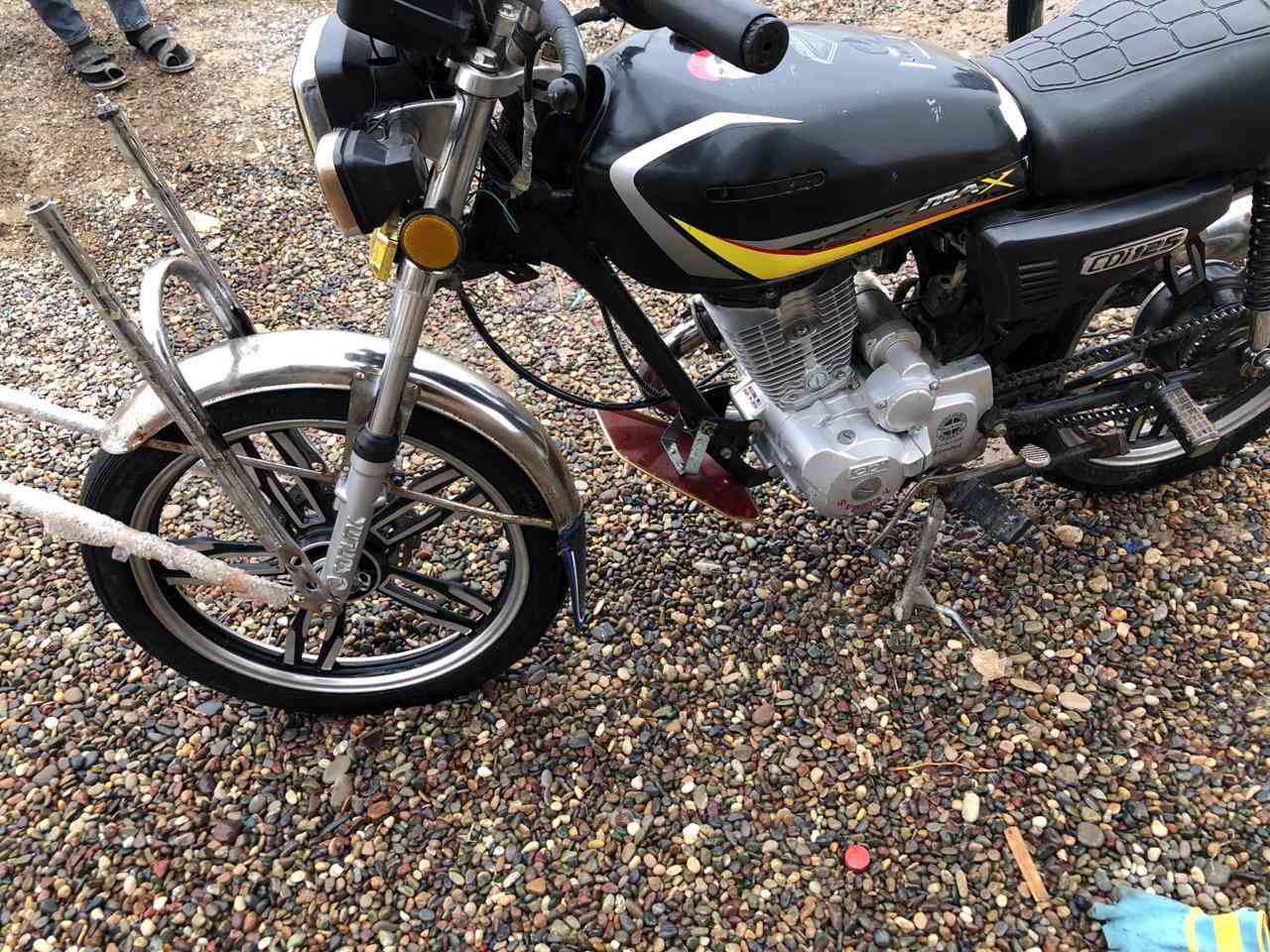 السلام عليكم موطور سيفان موديل 21 كهربائيات كله شغاله محرك نشاط ومعدل بي بدايت صرف ه‍ ***********
