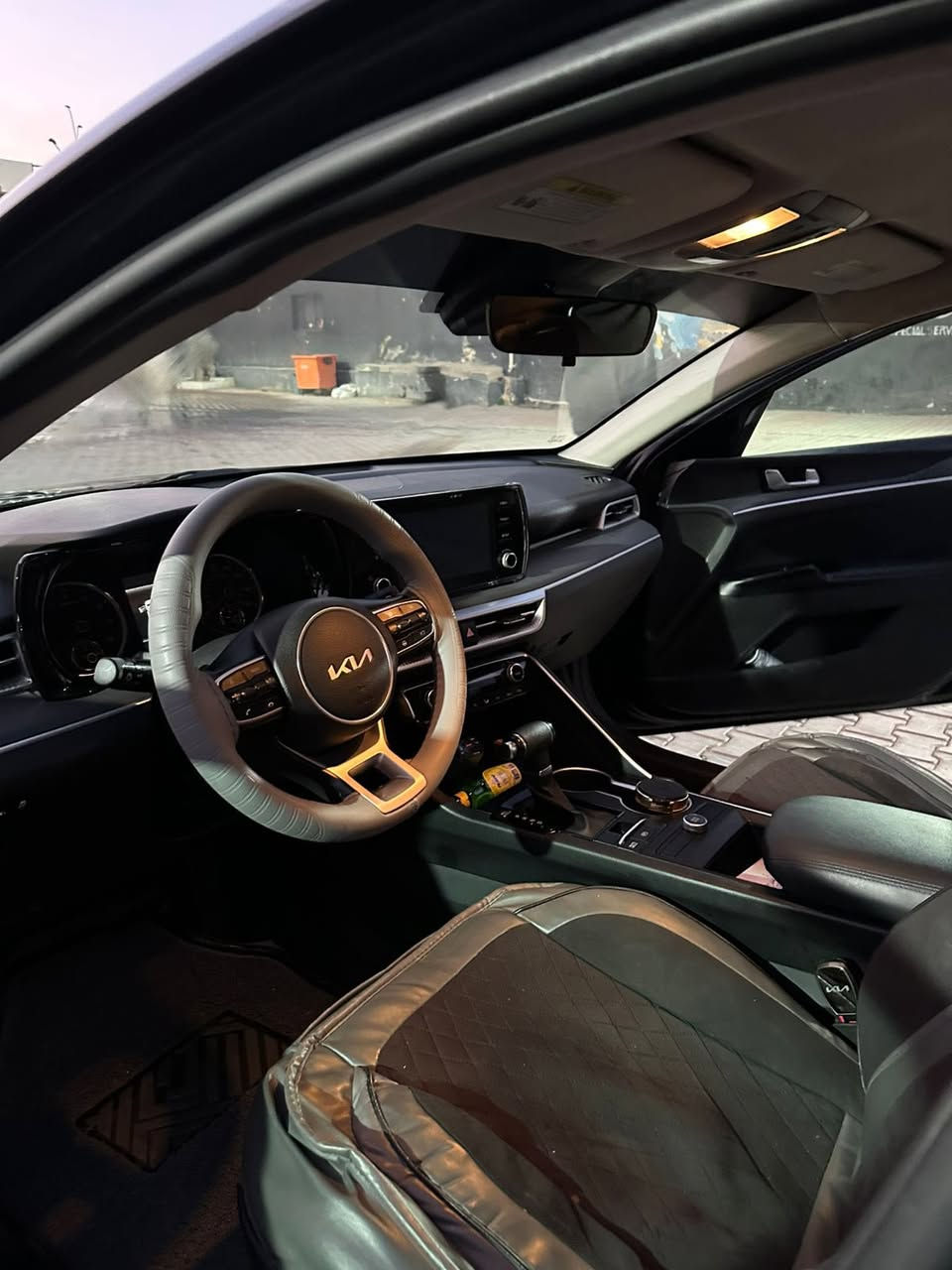 كي فايف K5 2023
ماشية84الف
محرك 1600تيربو
مود قيادة 
شكل رياضي
هند بريك بصمة 
دواخل اسود
اوتو هولد 
تحديد مسار 
توقف ذاتي
لايت زينون + LED
مخرج منفذ الطاقة
نظام مانع الانزلاق 
Abs
Auto Hold    أوتو هولد
شاشة ابل كار بلي واندرويد اتو
الحادث موضح بالصور
ويل كب ١٦  كروم شكل الامريكي
رقم اربيل وكالة او تحويل
السعر 170وبيها مجال
العنوان كركوك
***********
