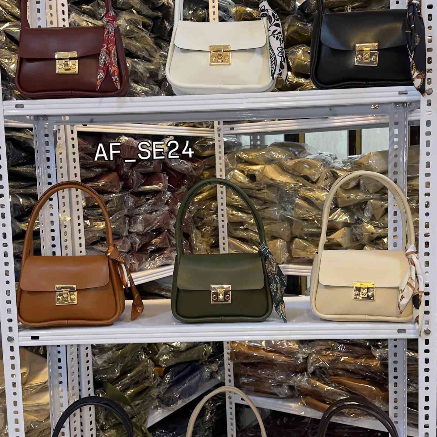 ✨ متـجــر سناري ✨

اكسسوارات 💎 – عطور 🌸 – منتجات عناية 💖 – اكواب _ تـجـهيـز هـدايـا 🎁 وحبشكلات بنات تجنن ☕️🌺
🎀💎حسابي انستا af_se24💎🎀
♡♡♡♡الانـبـار الـفـلـوجــة♡♡♡♡
🚚 توصيل متوفر لكل المحافظات ✨

📲 ضيفي  واتساب لنشر الحالات  كلشي جديد  [***********]
