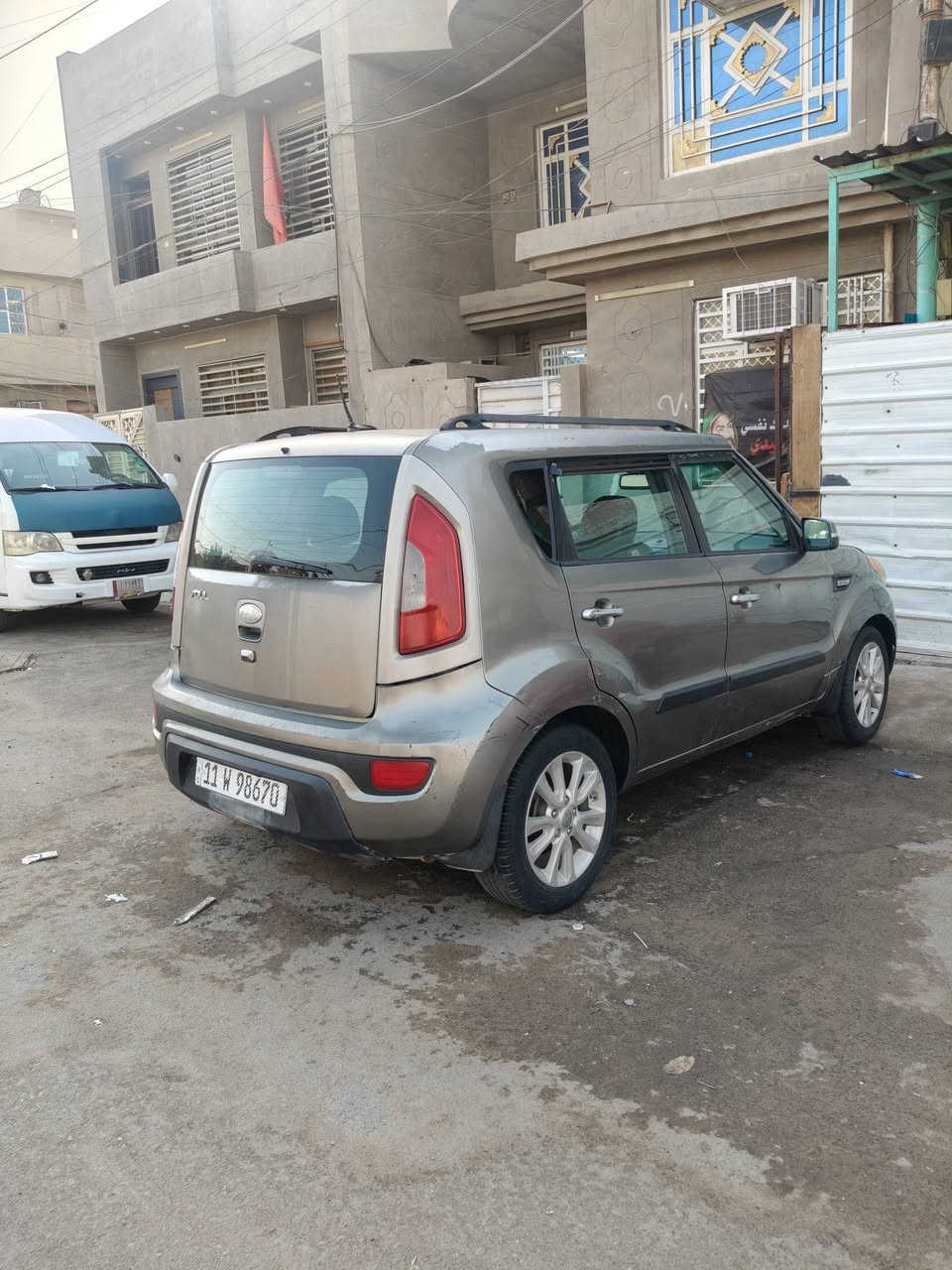كيا صول 2013
وارد امريكي 2013 رقم انكليزي سنوية جديدة السيارة بيهة جراد بنيد وقمارة  مكانهة بغداد حي اور 
السعر 90$ 
***********
