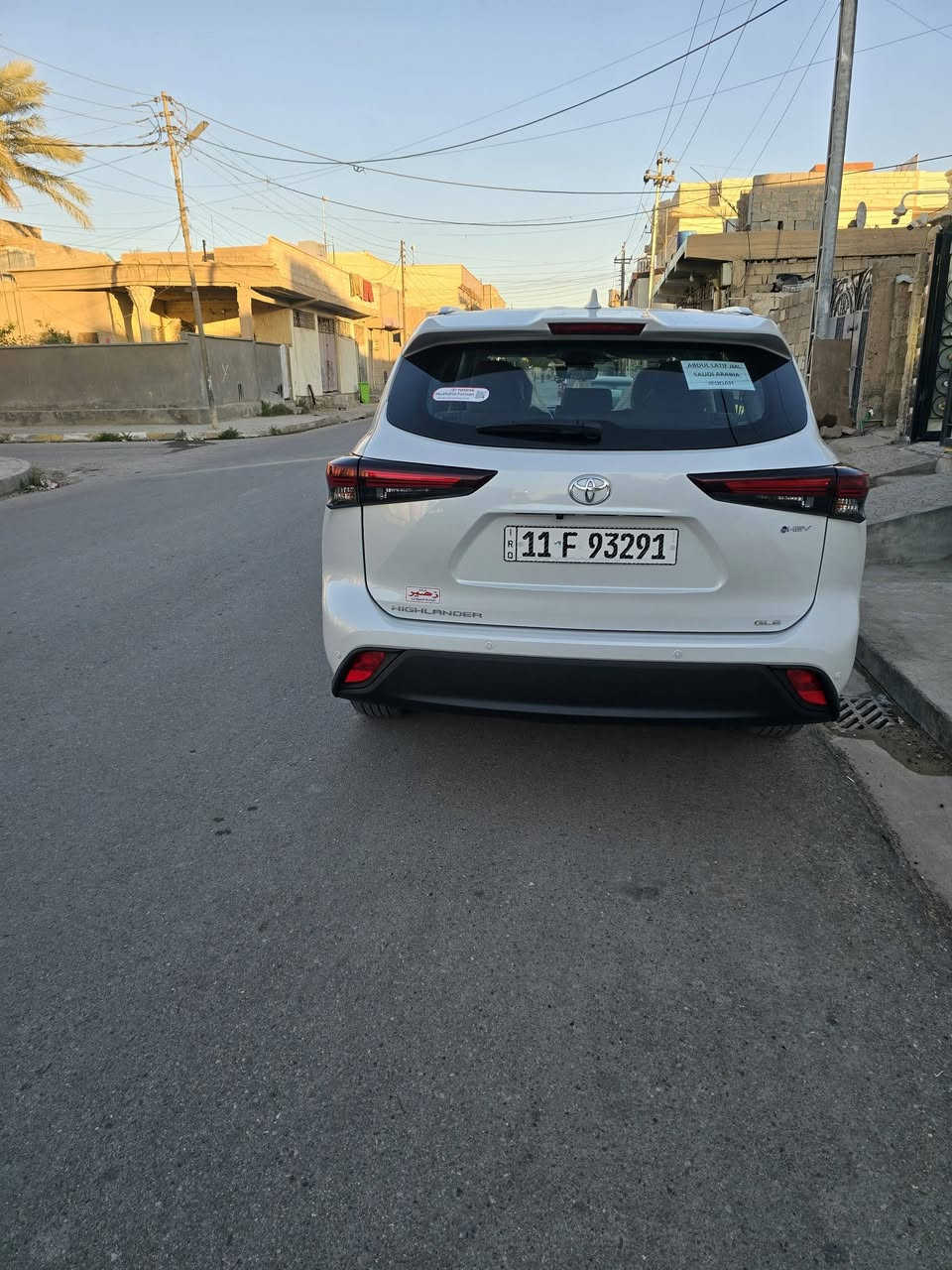 هايلندر للبيع موديل 2025 GLE شركه عبد اللطيف فتحة سقف رقم بغداد بعدهي جديده مكفوله من اي شي كفاله عامه اخت الزيرو  ماشيه 2500 فقط للاستفسار اكثر الاتصال على الرقم ***********
