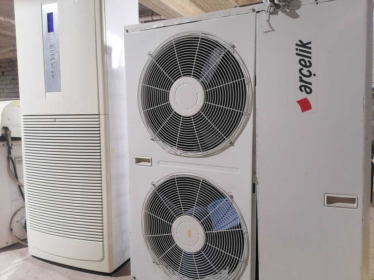 سلام عليكم... مجموعة سبالت مستعملة جديدة جدا للبيع أحجام مختلفة عمودي 4 طن، عمودي 2طن، عادي 2طن وسدس. بضمان الشد والفحص للتواصل على الرقم ***********كورك، ***********اسيا. والتوصيل مجاني داخل الموصل.
