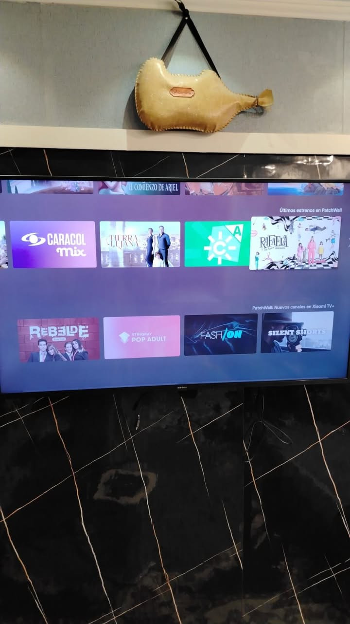 شاشه  شاومي ريمونت ناطق 

حجم 55

سعرها 300قفل لحد يعامل


**إذا كنت صاحب هذا الإعلان وتريد حذفه لأي سبب، رجاءا أرسل رسالة إلى الدعم الفني**