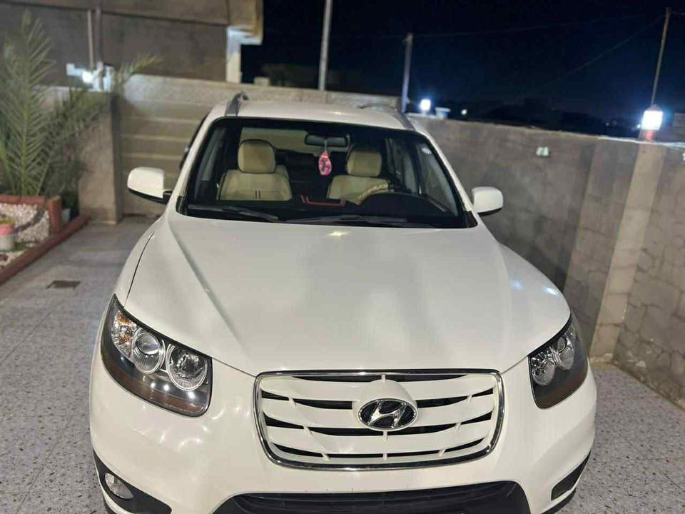 سلام عليكم سنتافي للبيع
موديل 2011
سياره جديده جاهزه 
كاز كاز
سياره متومه وكامله 
باقي التفاصيل اتصل وتدلل
***********
