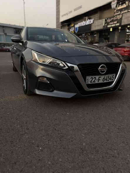 السلام عليكم
Nissan altima 2020 S

السيارة ماشيه ٨٦ الف ميل

بدون ايرباك ضررها موضح بالصور

ادامة كامله قبل ايام مسويلها

رقم اربيل باسمي

السيارة مسويلها ادامة كاملة من دهن كير للفلاتر لغرفة الاحتراق 

السعر 145$

مكان السيارة زيونة 

واتساب ***********
