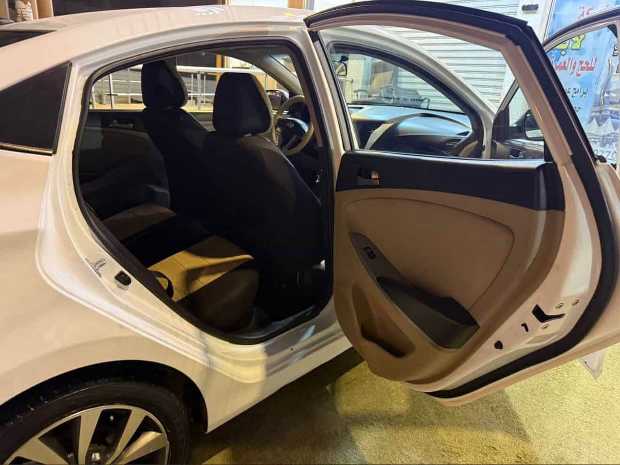 •  [x] اكسنت 16خليجي.   
ماشيه 48
•  [ ] سعره.120   
•  [ ] مكان السيارة بغداد 
•  [ ] رقم ***********
غير متواجد ع فيس
