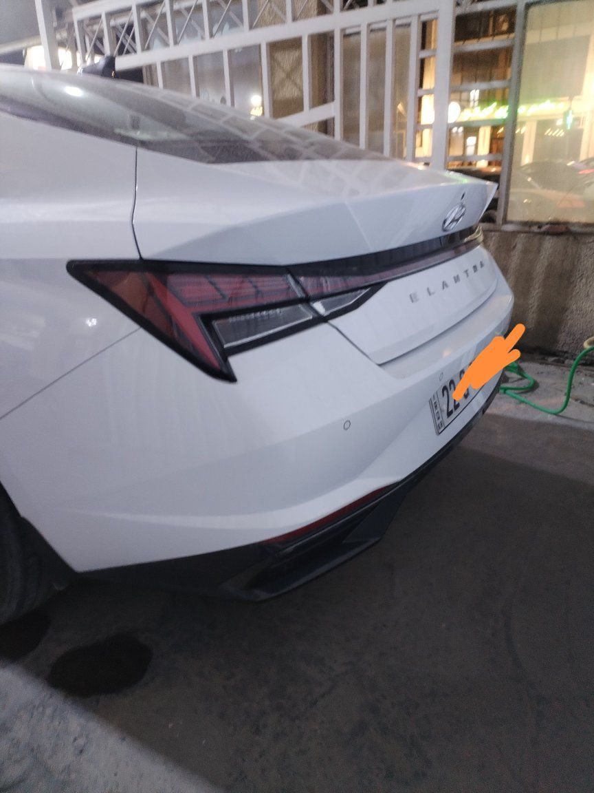 سلام عليكم
هونداي النترا خليجي 
موديل 2023. فول مواصفات واحد عل واحد
تحويل شرط 

بصمه
فتحه
شاشه
كاميره
حاسات. اماميه خلفيه
مري شفط
مري اشاره
ويل كب
 لد امامي
ارضي جلد
تبريد قطعتين 
السياره بيه هوايه بعد مواصفات
رقم أربيل دولي
محرك 1600 دوش 
تشغيل عن مسافه بيعيده
للبيع او مراوس 
اتصال ***********او ***********مكاني بغداد 
مكاني بغداد  السيديه
