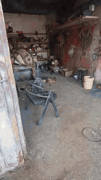 معمل حدادة متكامل للبيع 4 محلات مع الحديد شلع مكان بغداد كميرة قرب الجزيرة تقاطع النفط ‏
‏‪***********‬‏
‏‪***********‬‏
