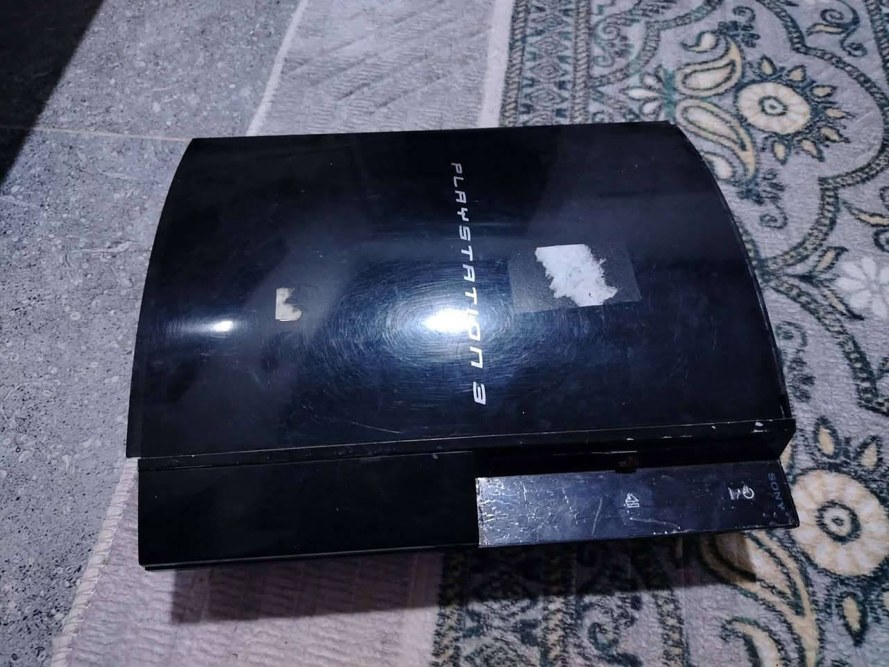 بلي 3 للبيع 
بي 10 العاب مشكل وياه ثنين يدات سعر 90


**إذا كنت صاحب هذا الإعلان وتريد حذفه لأي سبب، رجاءا أرسل رسالة إلى الدعم الفني**