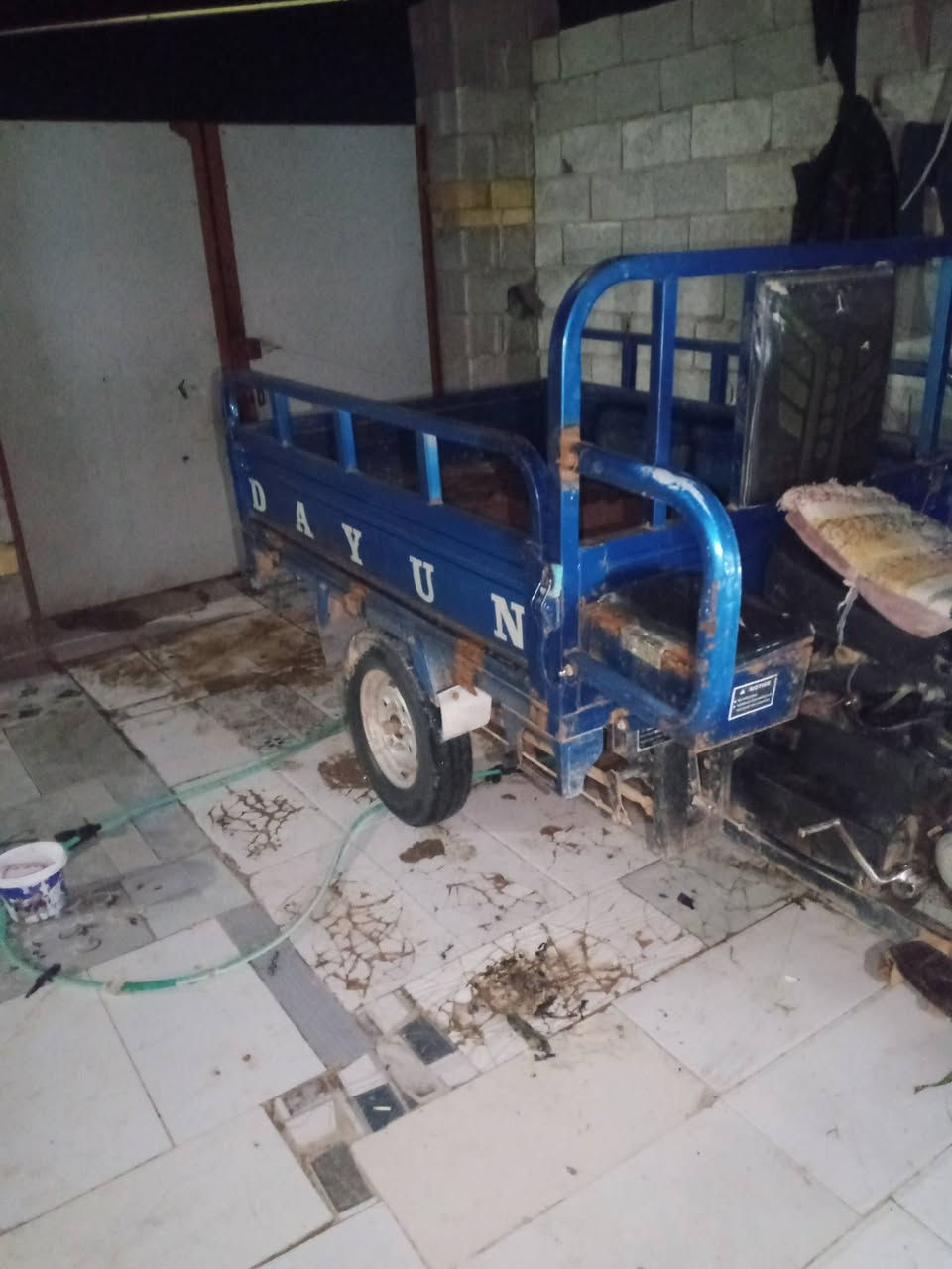 ستوته دايوان البيع مديل 2020 اوراقه كامله بس لايحهن ماي ستوته مكفوله سعرها 1700 وبيه  مجال  ***********
