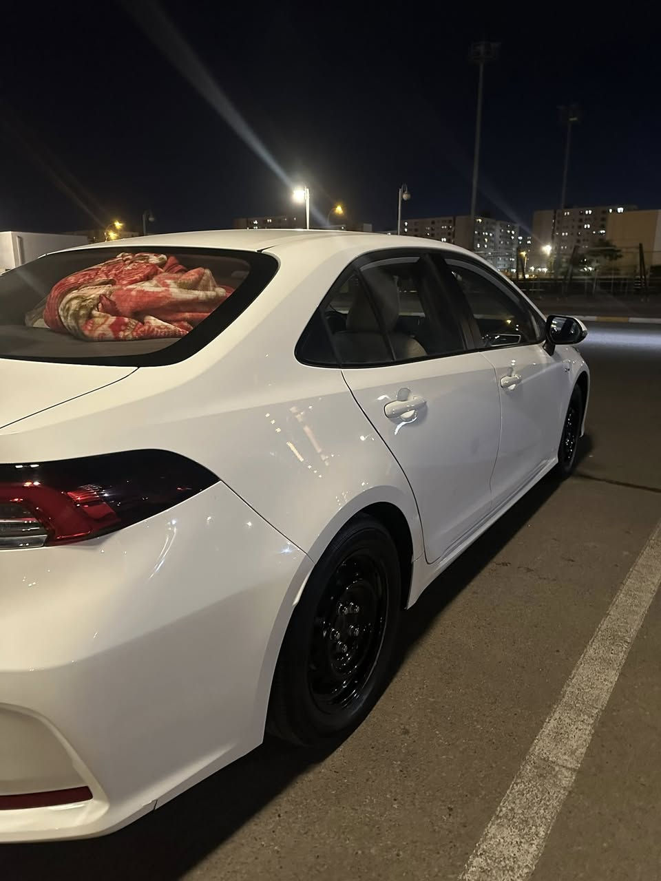 سلام عليكم كورلا 2025 هايبرد للبيع اومراوس كفاله عامه ماشيه 25Kmدوشمه جديده ارضيه وابواب السعر 155 بيه مجال حك الجيه *********** اتصال 
*********** واتساب 
العنوان بغداد مجمع بسمايه
