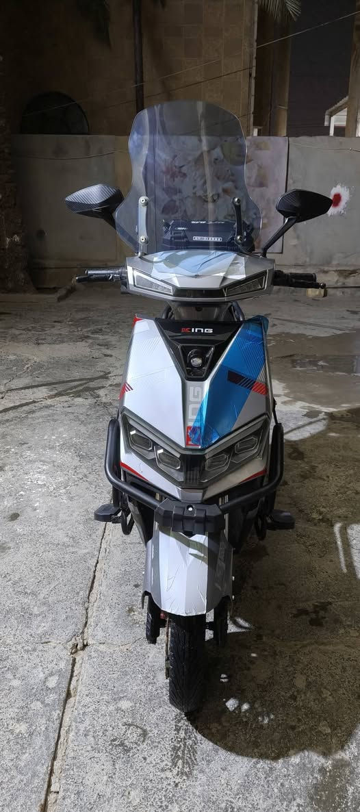 سلام عليكم ماطور شحن للبيع الماطور جديد شركة (( KING)) ارقة شركة موديل ((2025)) مستخدم ((شهر فقط)) بصمة وسويج مانع انزلاق جهاز إنذار قفل ستيرن الماطور نضيف بطاريات تجي دبل 6 بطاريات 32 امبير لايت زنون عالي ناصي الماطور مدرع بل كامل شاحنة أصلية شاشة دجيتل نضام البك R يعني يرجع ليورة الماطور زيرو بعدة كارتون البطاريات على الفحص المكان الأنبار الرمادي الرقم ***********
