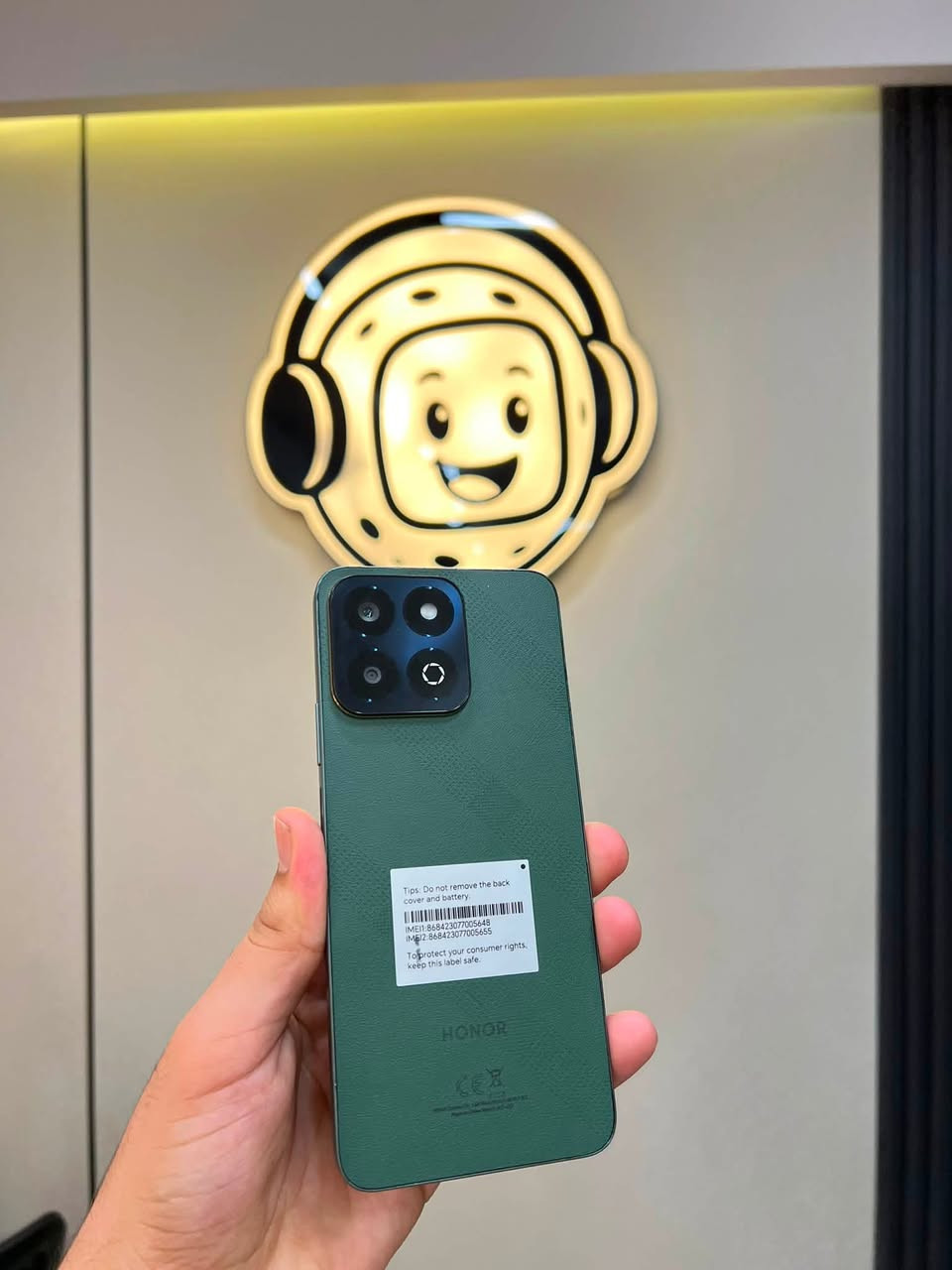 HONOR x7c 💚
بسعر 200 الف فقط مع كامل ملحقات 😍 

الذاكرة 256GB

رام 8GB+8GB=16 GB

المعالج Snapdragon 685

البطارية 6000mAh

بصمه جانبية 

تردد الشاشة 120Hz

جهاز كلش حلو ونظيف ❤️‍🔥

المكان موصل _حي الميثاق,قرب مسجد العدل 

للاستفسار ***********
