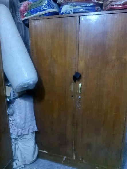 البيع كنتور سعر ٥٠ مكان مدينة الصدر رقم ***********
