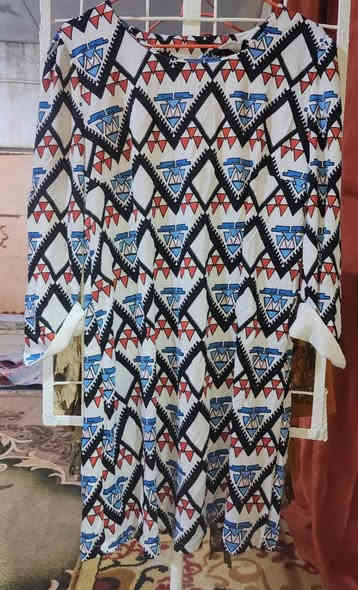 سلام وعليكم بالات نسائيه للبيع سعر القطعه 2000وتلاثه ب 5مكاني ابو ام غيره مقابل مستوصف ابو ام غيره ملا حضه لا يوجد توصيل حالن واني بل خدمه هاذ رقمي ***********
