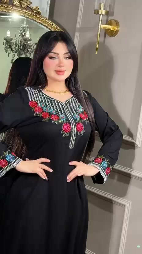 ‏سعر الدرزن 140
‏كشمير كابوي  كلوش
تطريز وستراس 
‏ كل درزن أربع ألوان
 قياس: LXLXXL


**إذا كنت صاحب هذا الإعلان وتريد حذفه لأي سبب، رجاءا أرسل رسالة إلى الدعم الفني**
