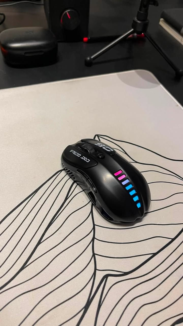 ماوس كيمنك  V98 Wireless Tri-Mode
تحكم بالDPI لغاية3200
تصميمة احترافي ولطيف 
كامل الملحقات 
ملاحظة فتحتة لغرض الفحص 
*********** 
السعر 35 الف
