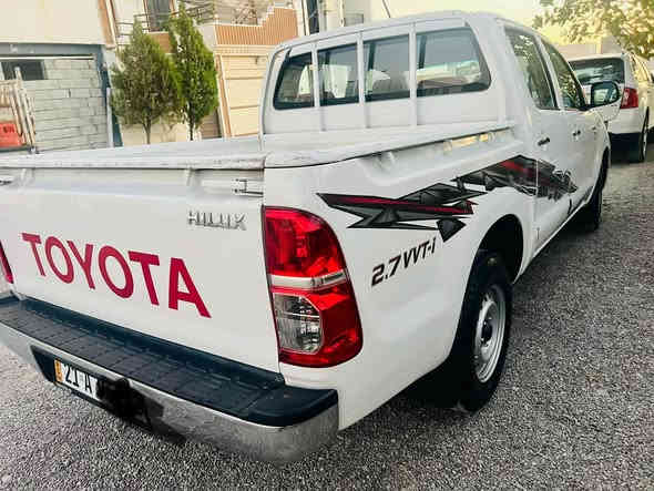 مرزیە2013لۆك بێبۆیاغ . گێڕومەکینەو ئەکسل 
 رۆشتوە بەشەرت.مەکینەی نەکراوەتەوە166رۆیشتوە سەنەوی تازەیە 2029تایەی تازەیە.دووبۆ سێ شوێن تەعدیلی بچوکی هیە شوێن سلیمانی .سعری200گەڵا کەمێ معامەلە... سۆنەرەکەشم داناوە
***********
*********** السليمانية
