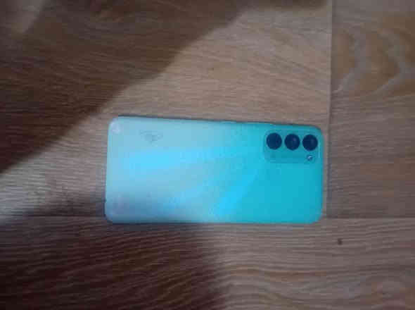 📱 للبيع موبايل itel Vision 3 نظيف جداً 📱
🔹 الحالة: مستخدم بحالة ممتازة
🔹 الشاشة: 6.6 إنش HD+ كبيرة وواضحة
🔹 الذاكرة: 64GB 
🔹 البطارية: 5000mAh تدوم يوم كامل
🔹 الكاميرا الخلفية: 8MP مزدوجة
🔹 الكاميرا الأمامية: 5MP
🔹 النظام: Android 14
🔹 البصمة: تعمل بدون مشاكل
🔹 الشحن: سريع – المنفذ سليم
🔹 الملحقات: شاحن 

✨ الموبايل خالي من الأعطال، ، كلشي يشتغل 100%.

💰 السعر المطلوب:(80)

📍 الموقع (البصره التنومه قرب الجسر الايطالي )

📞 للتواصل: (***********)
