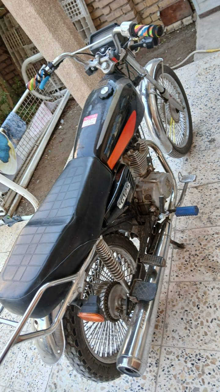 السلام عليكم
دراجة تايكر 2018 للبيع

مكينة ناعمة
 شلعة و معدل فول 
بيهة نقوصات كلش بسيطة
 كهربائيات كله جديد تانكي جديد عينة جديدة كابريتر جديد 
الدراجة نظيفة نقصهة بس باتري و تربط الكهربائيات 

العنوان ديالى بعقوبة التحرير

السعر 300 الف و بيهة مجال 

متوفر خاص      و        واتساب ***********
