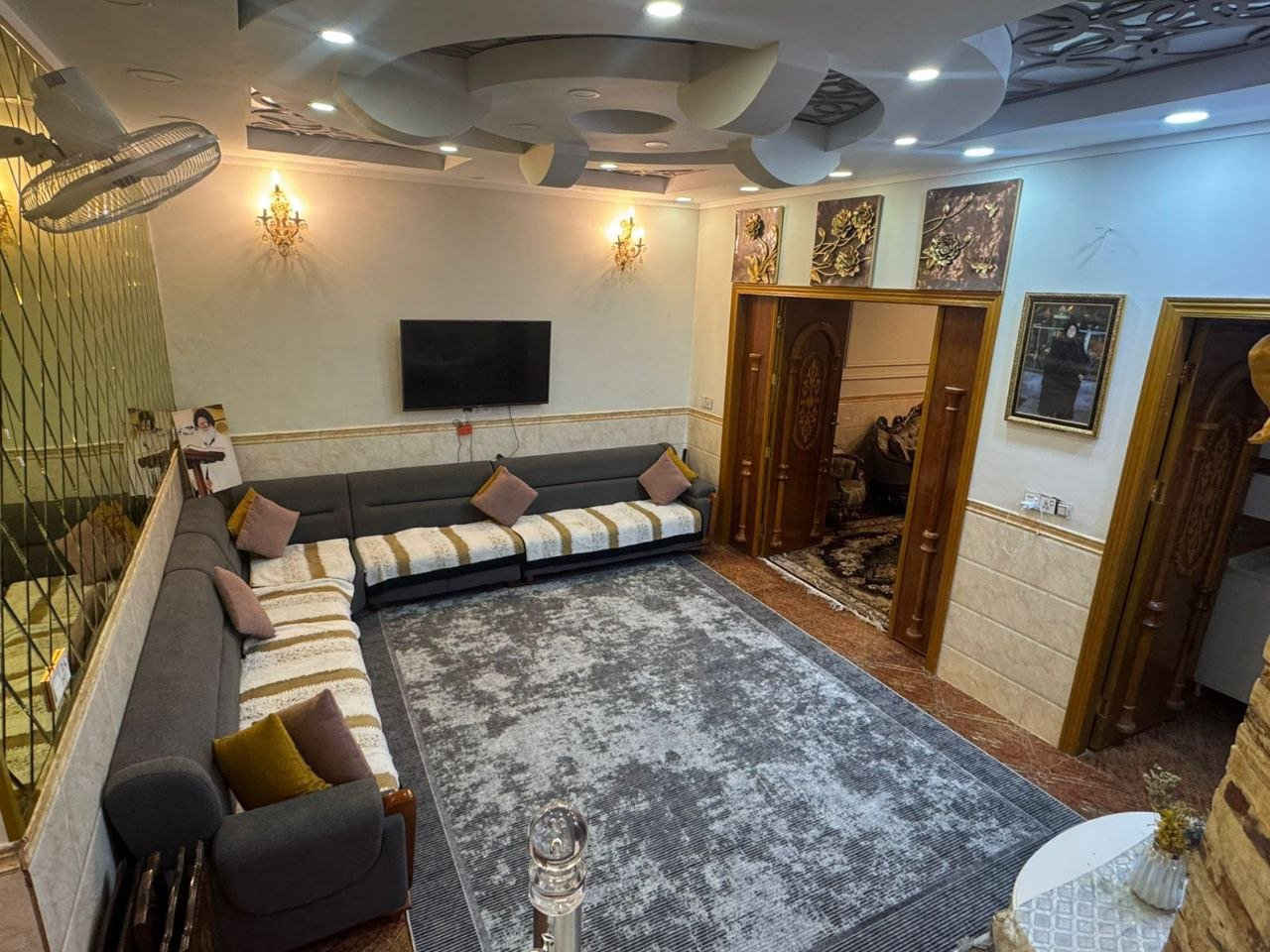 بيت للبيع

المساحه - 150م
العنوان - حي اور الثانيه  خلف مؤسسة الحج
تفاصيل البناء - طابقين مسلح 
ط1- غرفه+صاله+استقبال+مطبخ+صحيات
ط2- غرفه عدد3+صاله+صحيات

للمزيد من المعلومات يمكنكم التواصل معنا 
على صفحة الفيس بوك ( المثنى للعقار) 
او الاتصال على الرقم التالي 
ابو سيف  ***********
*********** 
للمزيد من العروض الدخول على الرابط
https://web.facebook.com/groups/353423759199621
او قناتنا على اليوتيوب
https://youtu.be/wNJnyaBvaoU ناصرية, ذي قار
