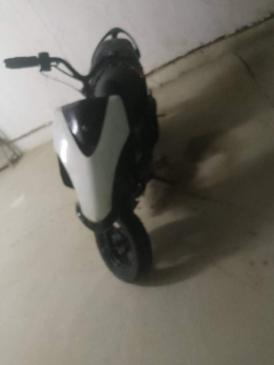 السلام عليكم شلونكم شباب دراجه ماكس عدله للبيع الدراجه 55مزود مرتب الدراجه مال لعب السعر 300وبيها مجال المكان الحله جمعية قرب النافوره رقم الهاتف ***********
