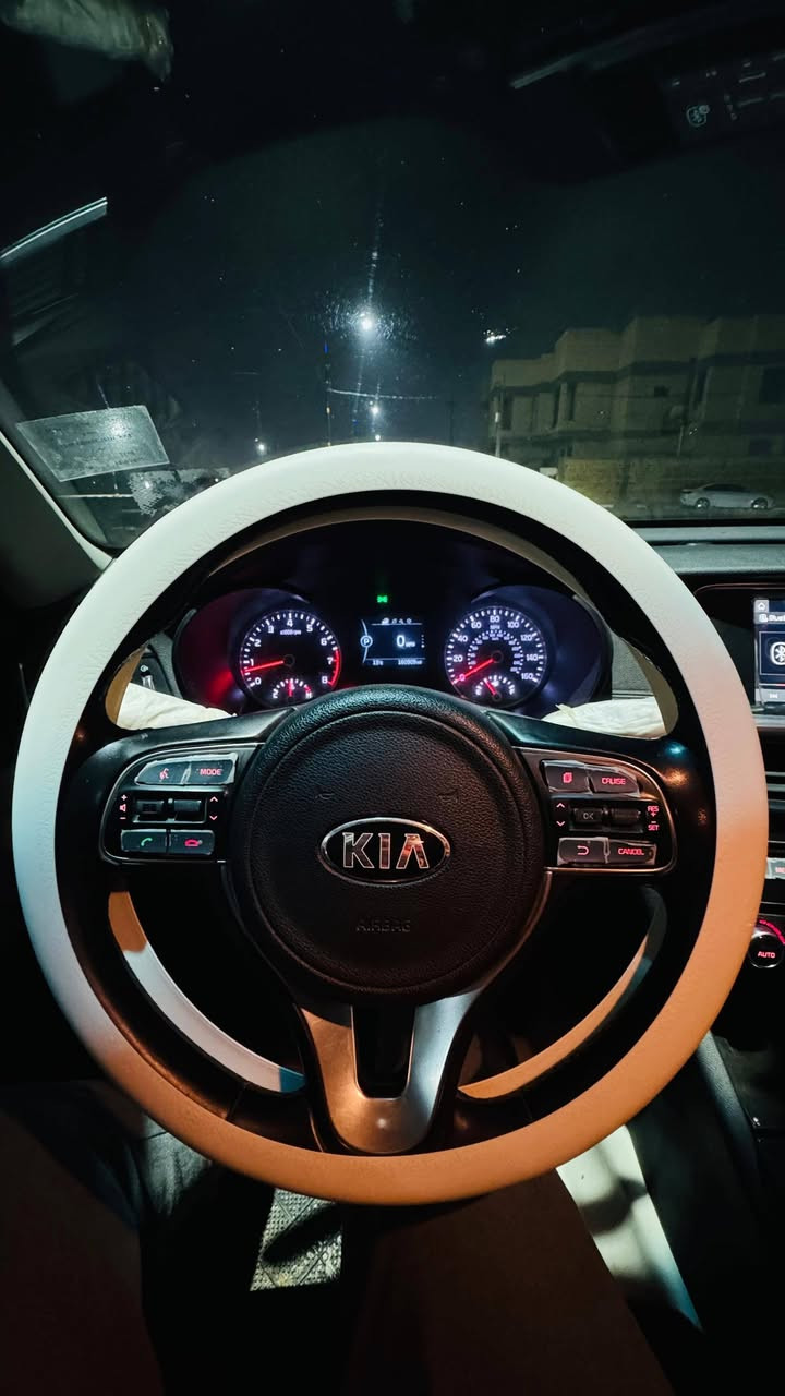 السلام عليكم
كيا اوبتما للبيع ٢٠١٧ فول ماعدا البنراما رقم واسط
وارد أمريكي حادث جاملغ وبنيد بدون عابر السعر ١٤٣
العنوان الرميثه
***********
